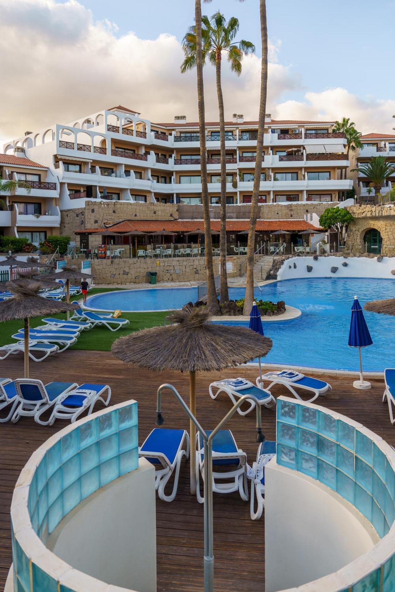 Forest Flat - Big Heated Pool, Terrace, Tv Channels, Golf Courses San Miguel de Abona Exteriör bild