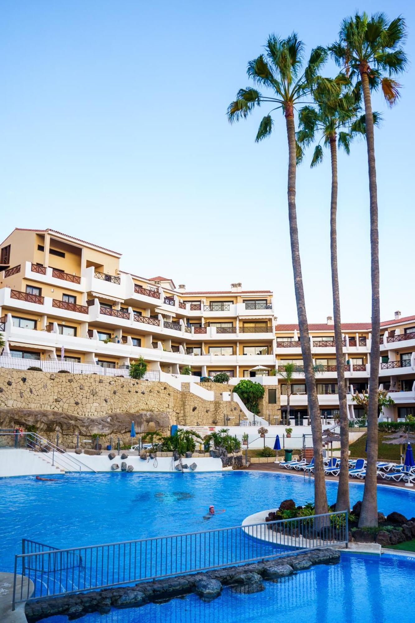 Forest Flat - Big Heated Pool, Terrace, Tv Channels, Golf Courses San Miguel de Abona Exteriör bild